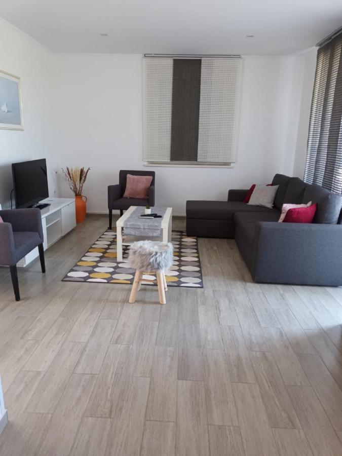 Villa Oasis Cypress Čilipi エクステリア 写真